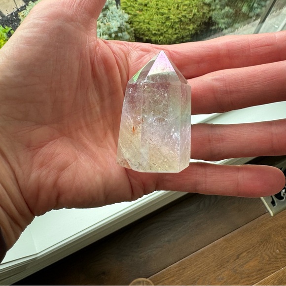 Beautiful Angel Aura Clear Quartz Crystal Point - Picture 6 of 8